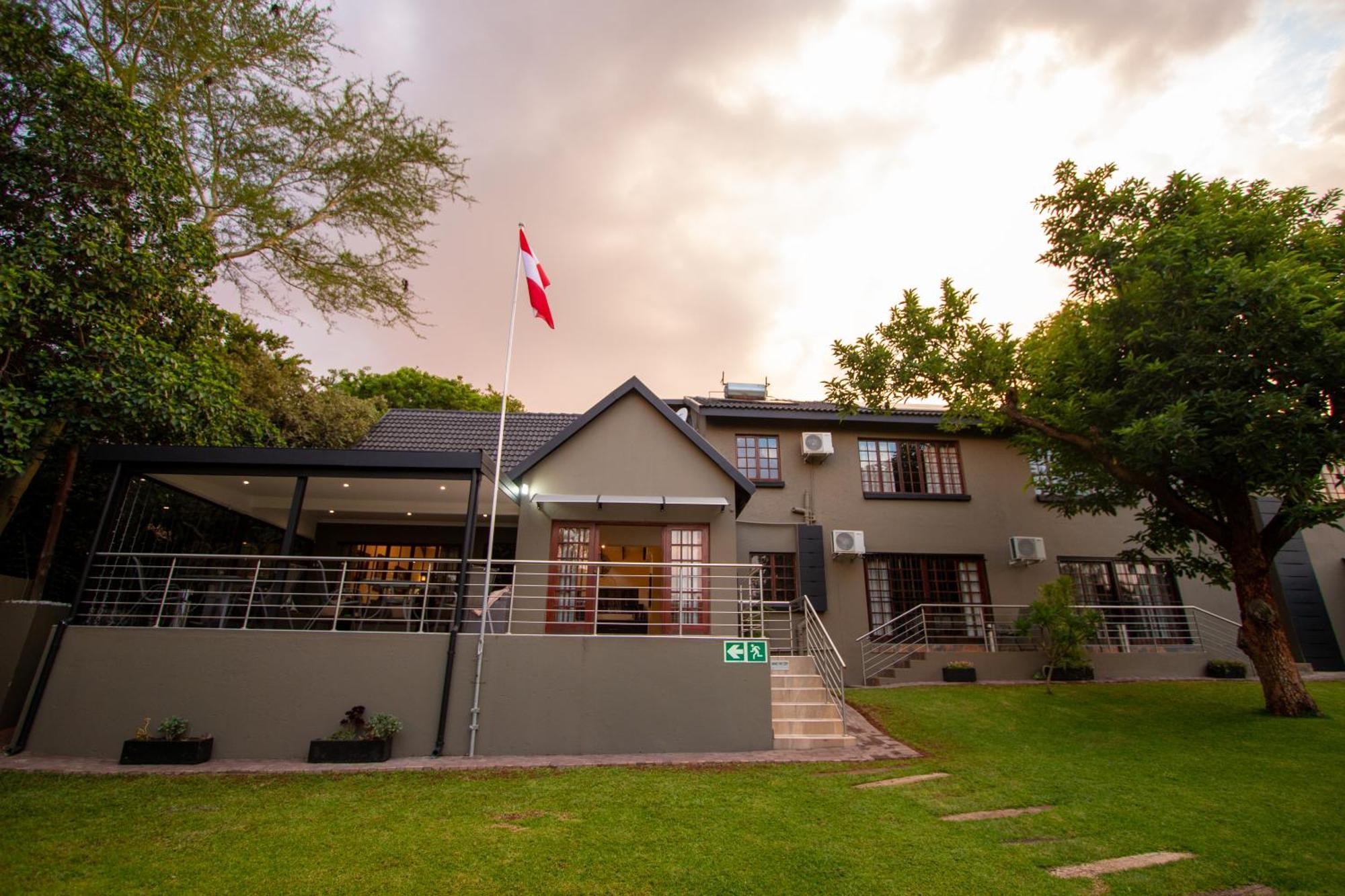 Casa Albergo Corporate Guest House Pretoria Bagian luar foto